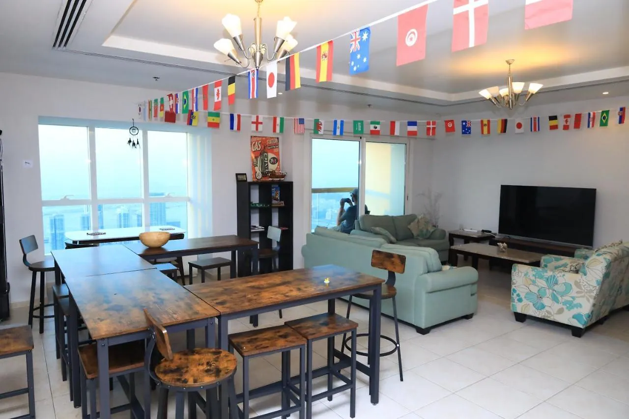 1 World Beach Property, Jbr, Award Winning Hostel, Coliving, Near Metro דובאי