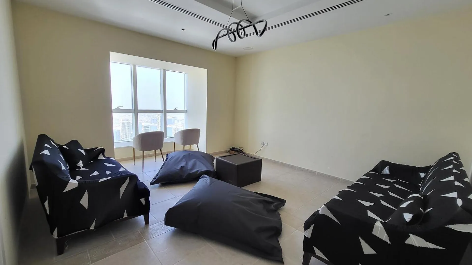 1 World Beach Property, Jbr, Award Winning Hostel, Coliving, Near Metro