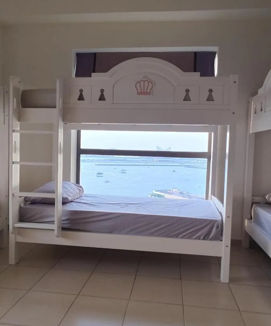 1 World Beach Property, Jbr, Award Winning Hostel, Coliving, Near Metro איחוד האמירויות הערביות