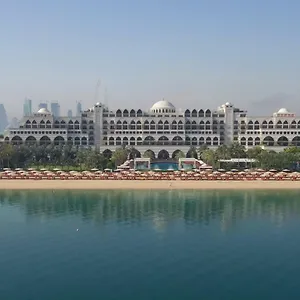 Üdülőközpont Jumeirah Zabeel Saray, Dubaj