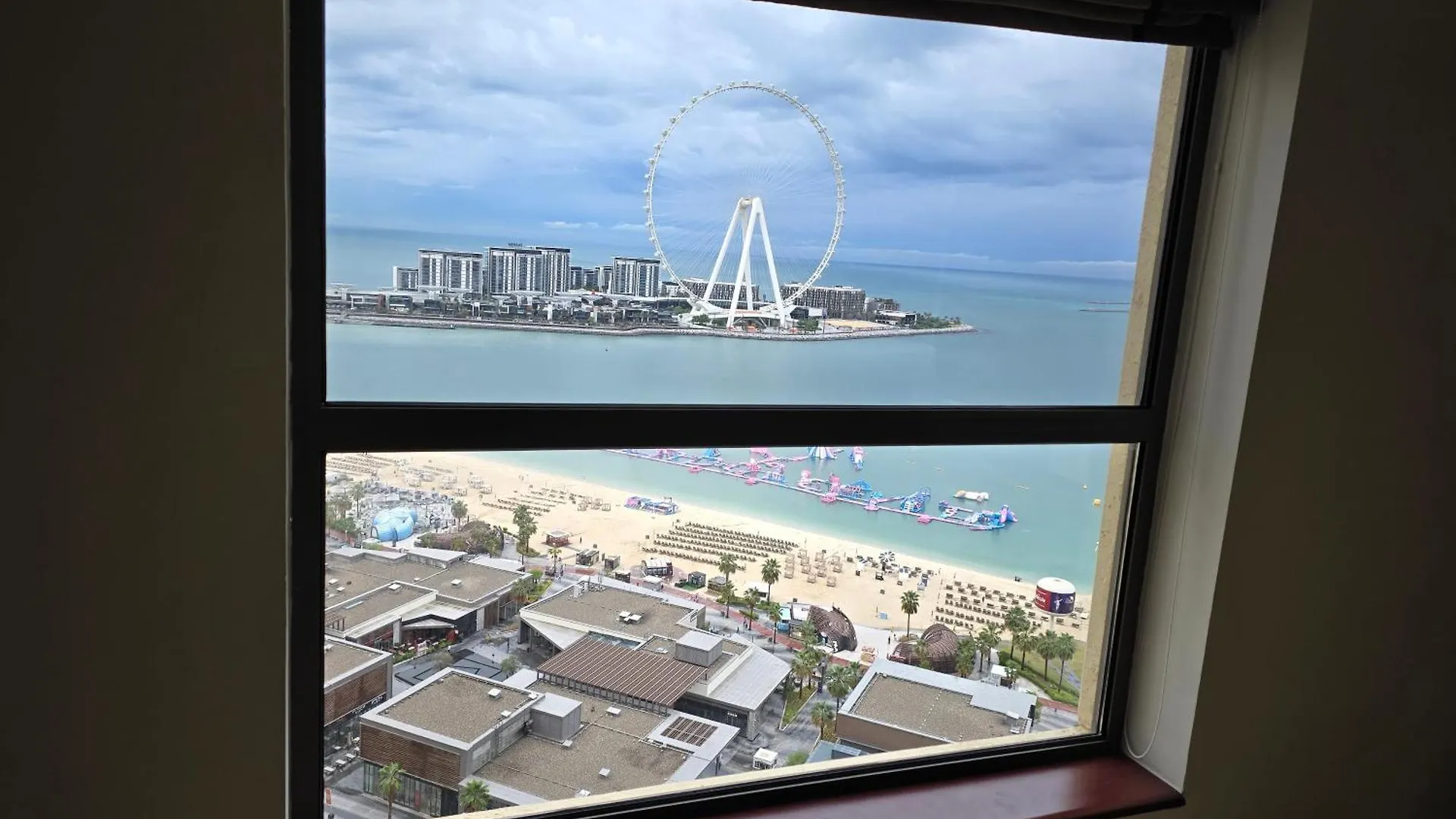 1 World Beach Property, Jbr, Award Winning Hostel, Coliving, Near Metro Dubaï Auberge de jeunesse